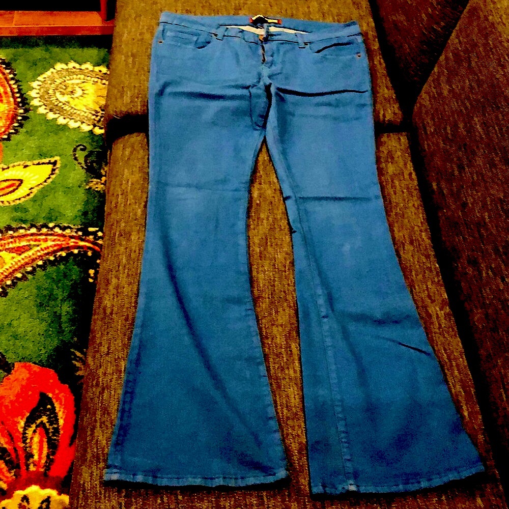 New royal blue BDG Roadie Boot Lowrise Jeans 32x34